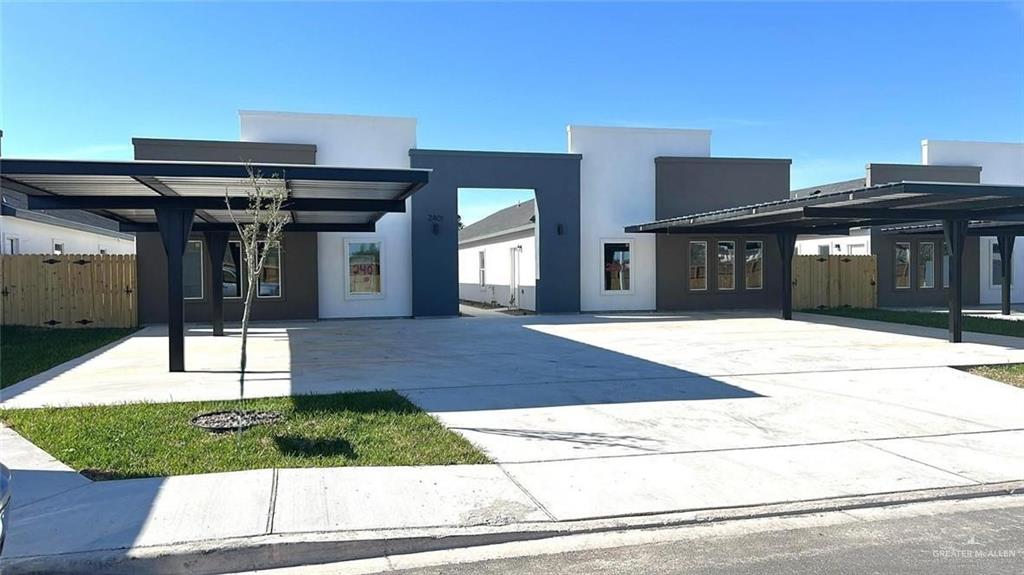 2405-2509 S Hilltop Avenue