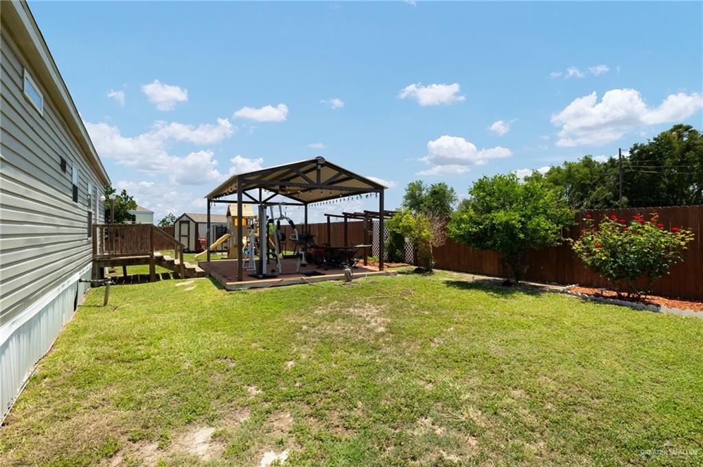 2915 Sage Drive, Weslaco, Texas image 11