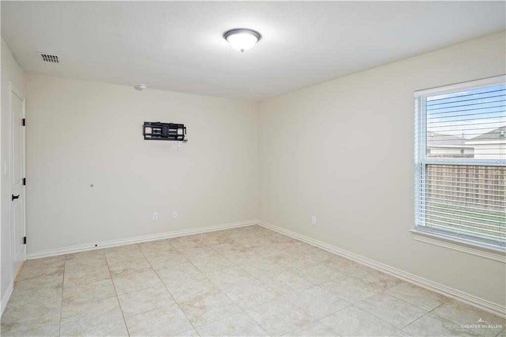 2111 26th Street, Hidalgo, Texas image 13