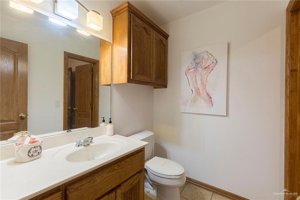 8413 N Main Street, McAllen, Texas image 24