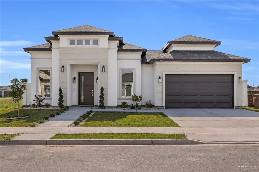 1609 Diplomat Drive, Edinburg, Texas image 1