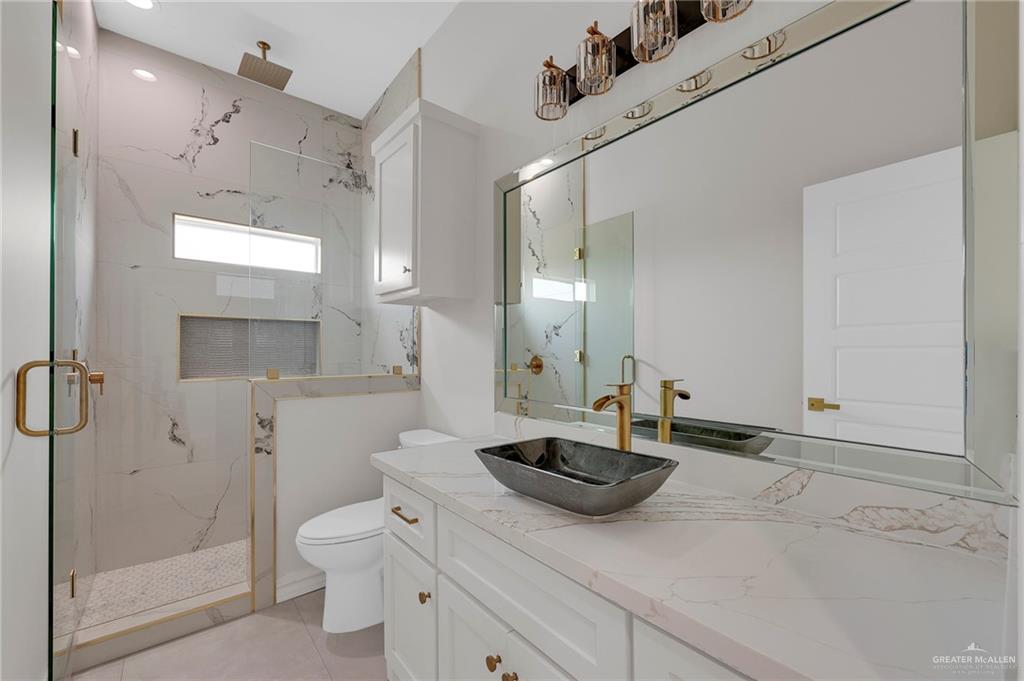 1609 Diplomat Drive, Edinburg, Texas image 14