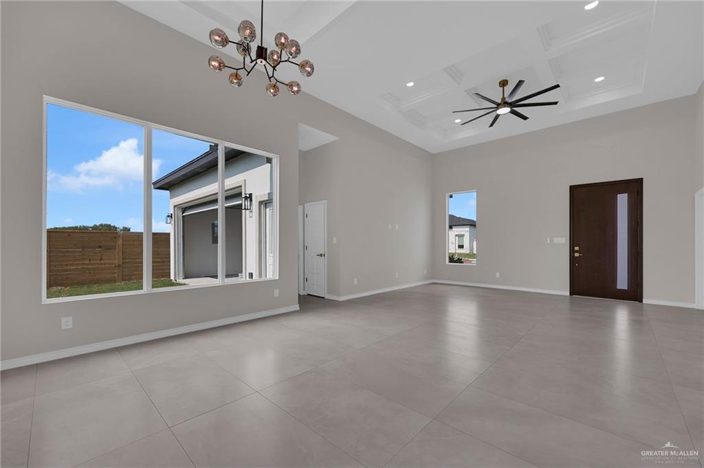 1609 Diplomat Drive, Edinburg, Texas image 4