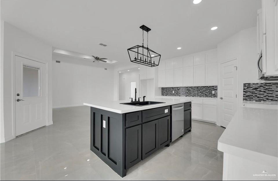 2112 N 28th Street, Hidalgo, Texas image 9
