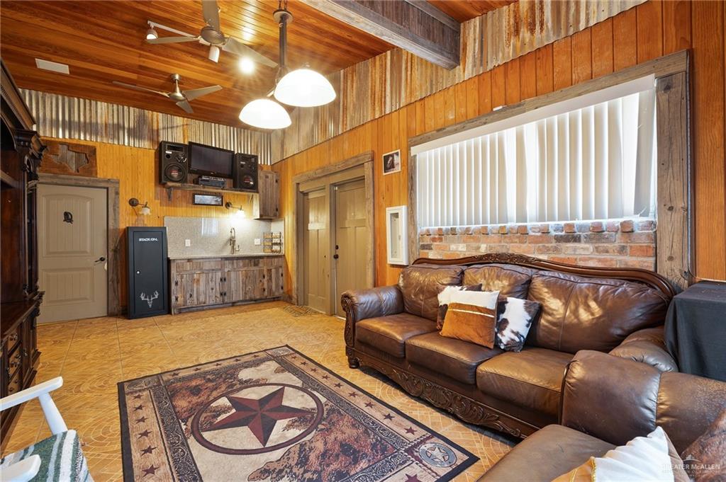 2601 Iris Drive, San Juan, Texas image 12