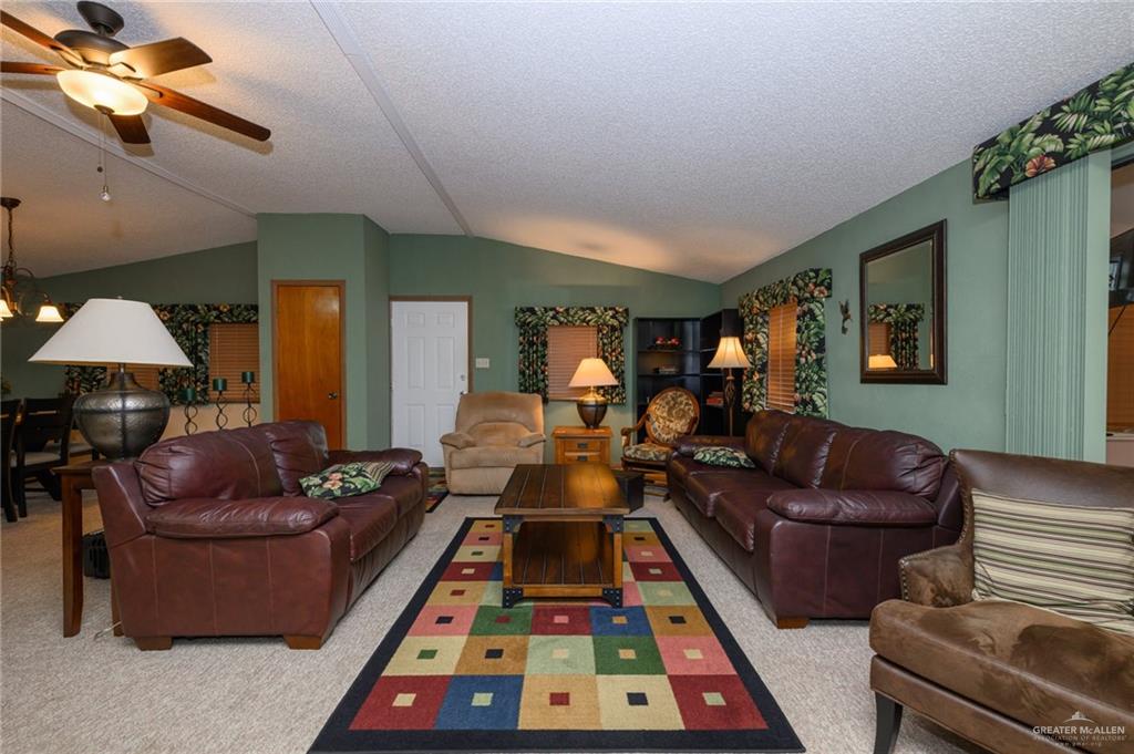 25398 Goldenrod Lane, Harlingen, Texas image 4