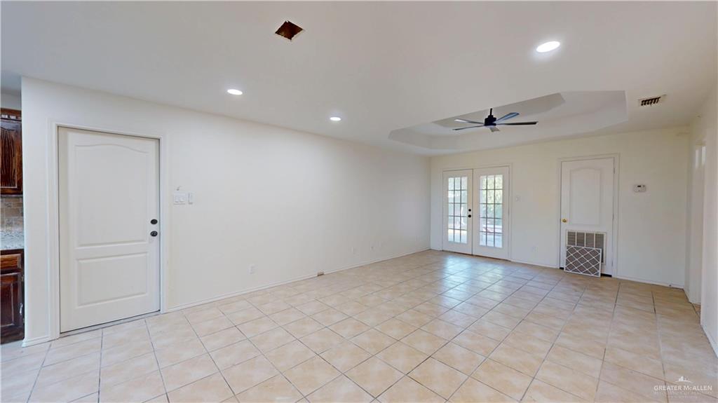 824 Rancho La Joya Street, La Joya, Texas image 2