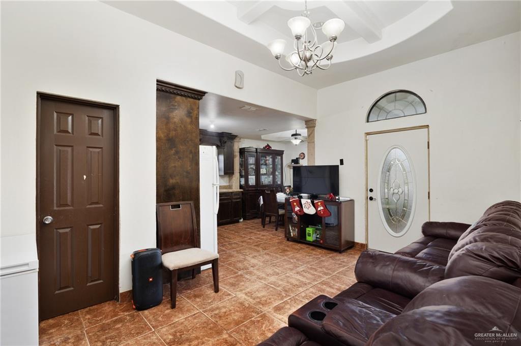 149 Lark Circle, Alamo, Texas image 2