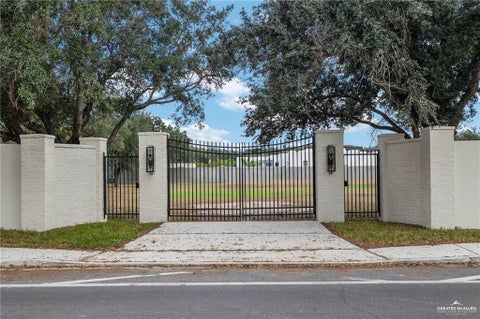 Vacant Land For Sale - 705 S 1st Street<br/> McAllen, TX 78501