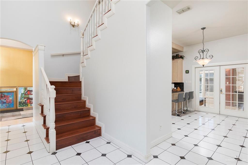 3305 W San Luis Circle, Mission, Texas image 4