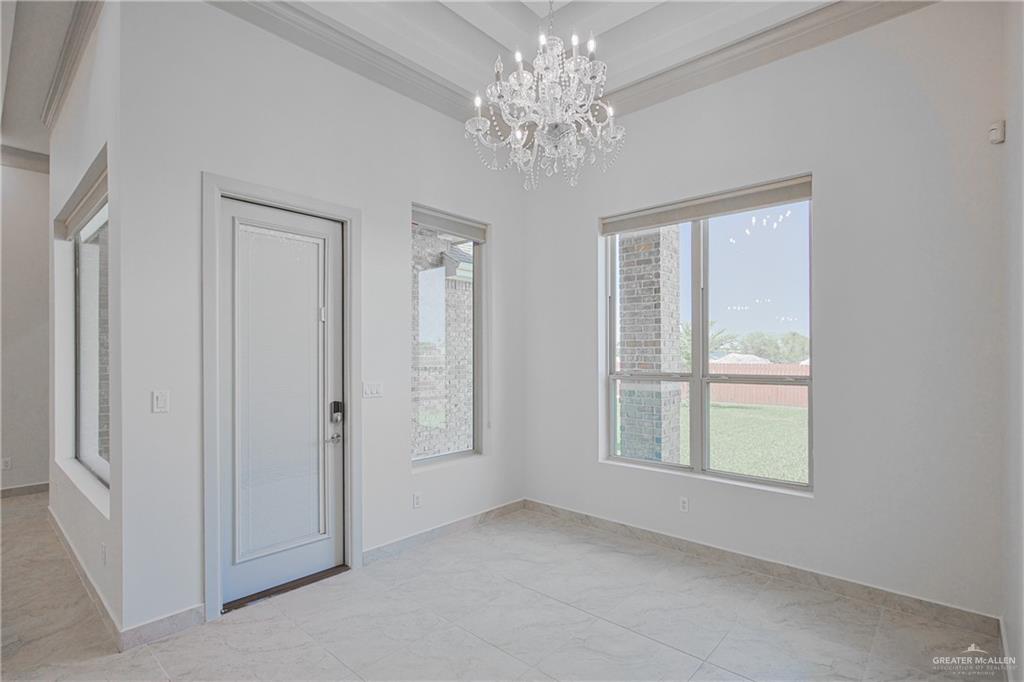 5104 Maple Avenue, McAllen, Texas image 9