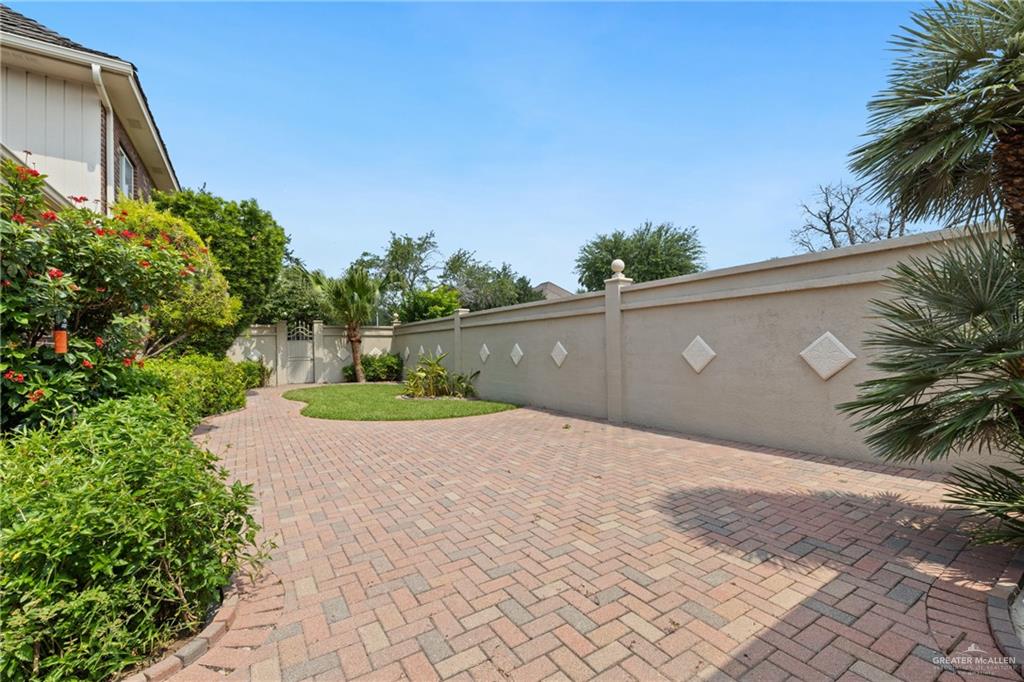 5501 N 1st Lane, McAllen, Texas image 24