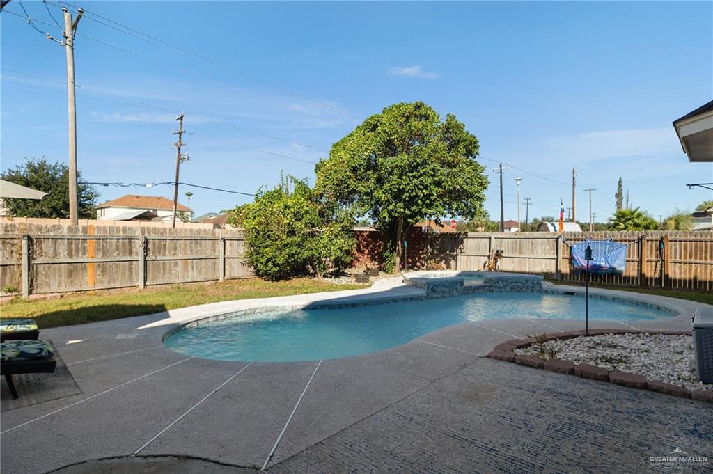 8215 N 22nd Lane, McAllen, Texas image 23