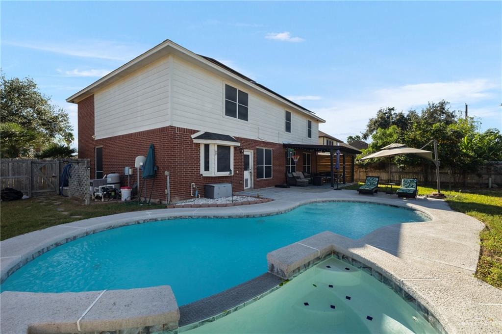 8215 N 22nd Lane, McAllen, Texas image 25