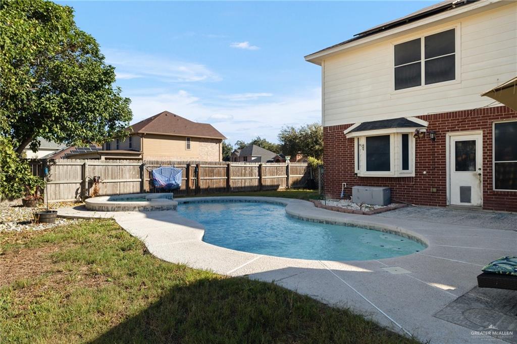 8215 N 22nd Lane, McAllen, Texas image 24