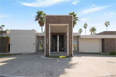 Photo of 1500 Coffee Port Road, Brownsville, TX 78521 (MLS # 494793)
