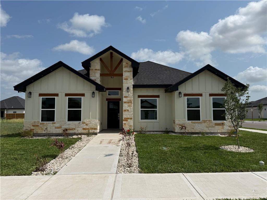 1009 W Riviera Lane, Edinburg, Texas image 1