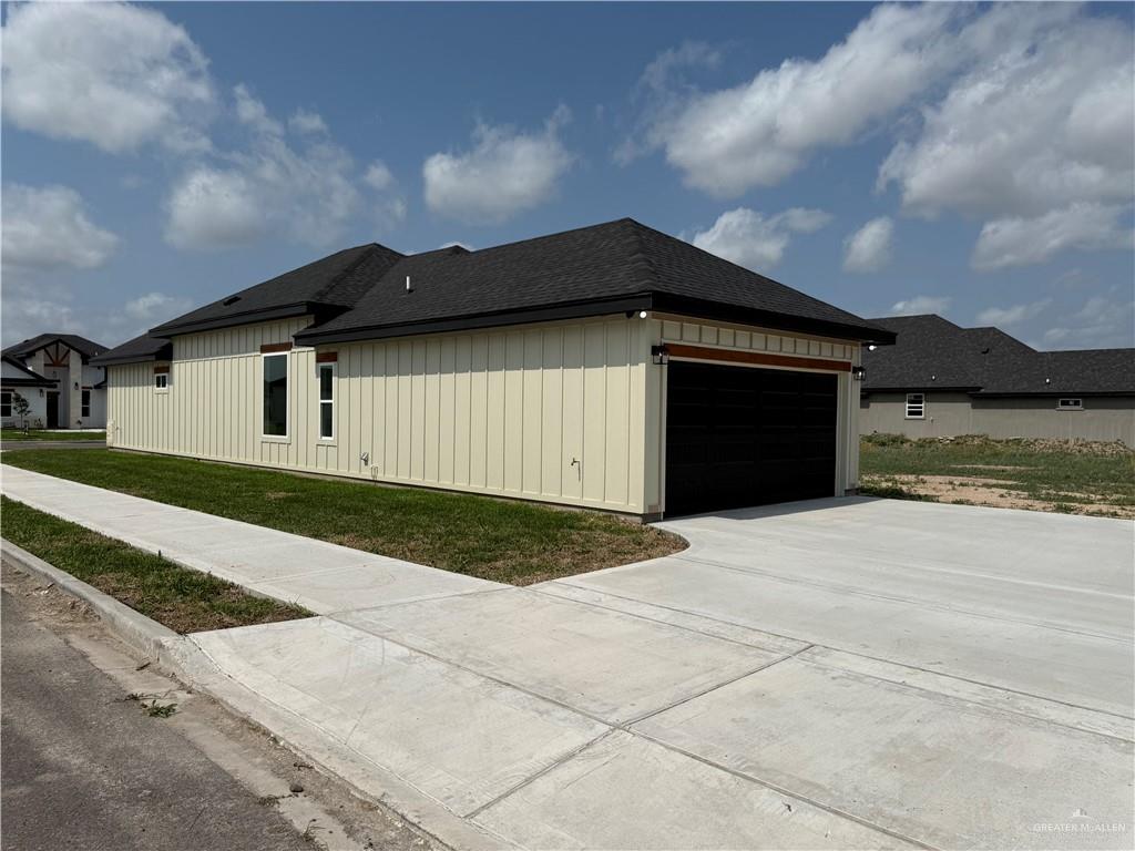 1009 W Riviera Lane, Edinburg, Texas image 6