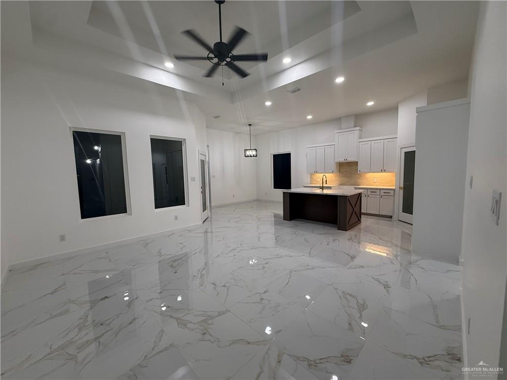 1009 W Riviera Lane, Edinburg, Texas image 10