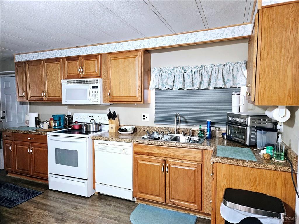 3010 Palmetto Drive, Weslaco, Texas image 6
