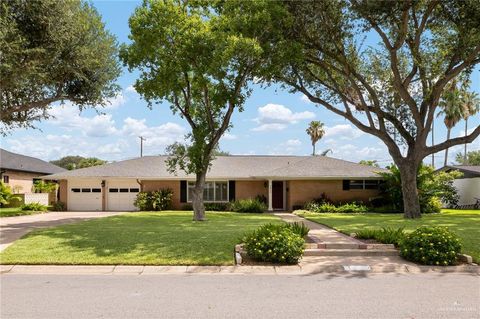Homes For Sale - 1512 Kerria Avenue<br/> McAllen, TX 78501