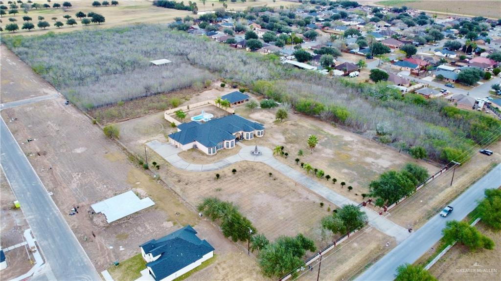 3319 E Mile 17 1/2 Road, Edinburg, Texas image 2