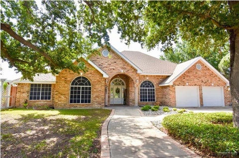 Homes For Sale - 608 E 29th Street<br/> Hidalgo County, Mission, TX 78574