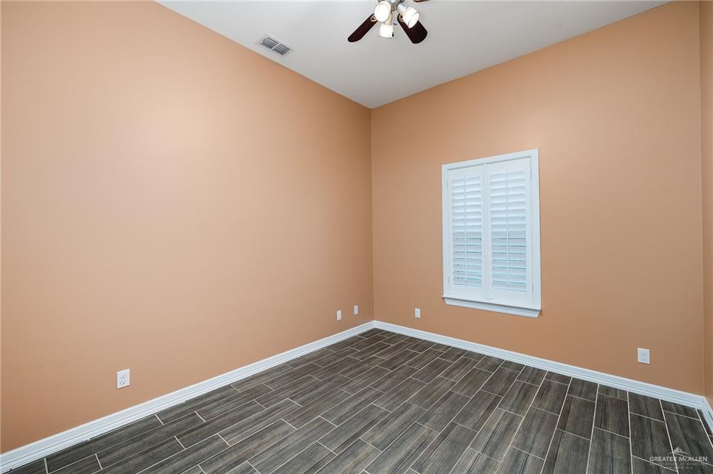 328 Jay Avenue, McAllen, Texas image 17