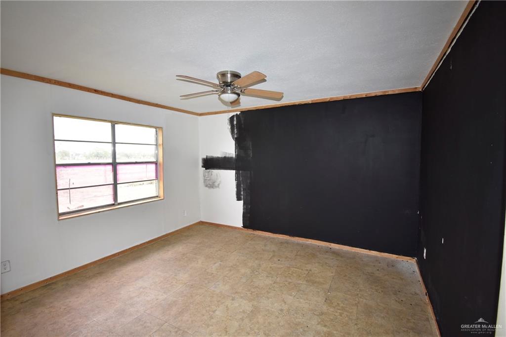 115 Villarreal Avenue, Edinburg, Texas image 5
