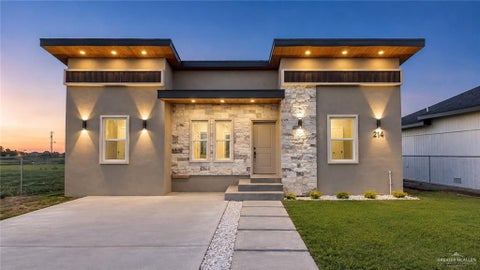 Photo of 214 Barcelona Drive, Donna, TX 78537 (MLS # 509588)