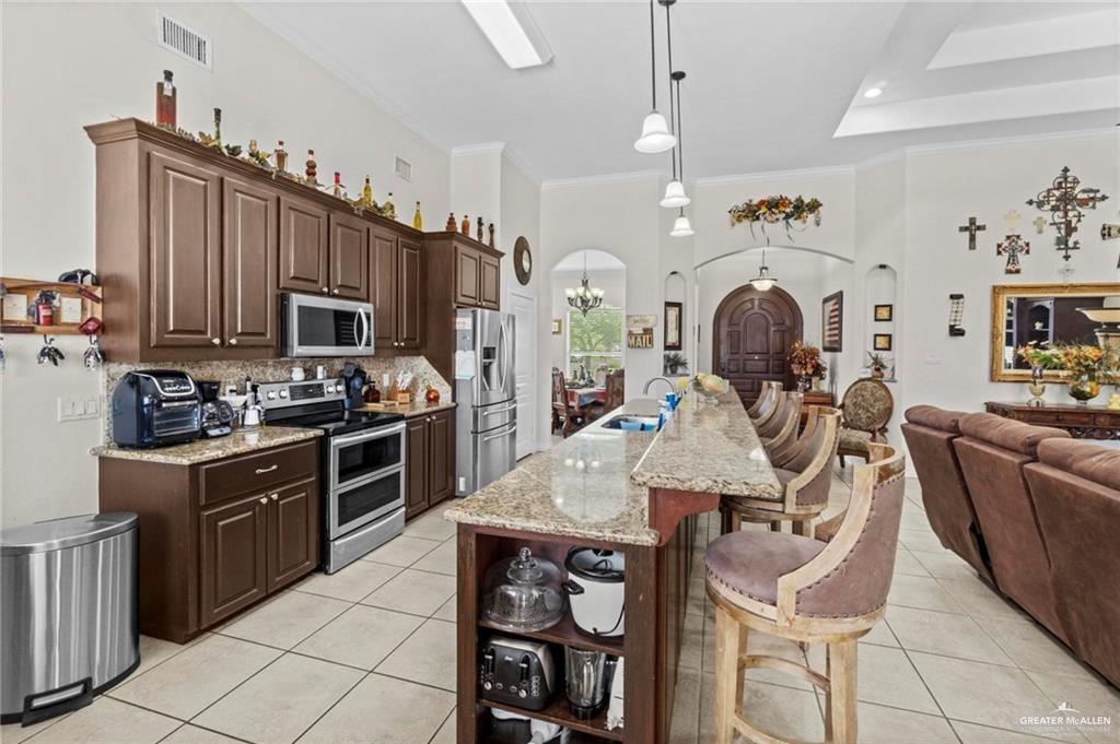 3310 Midlands Circle, Edinburg, Texas image 13