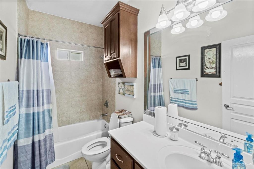 3310 Midlands Circle, Edinburg, Texas image 16