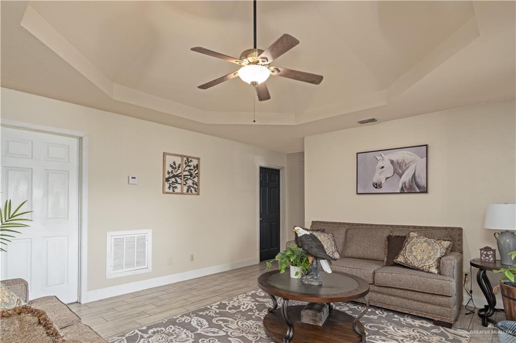 1309 El Camino Drive, Weslaco, Texas image 6