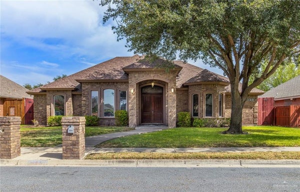 2916 VIOLET AVE, MCALLEN, TX 78504 - Image 8a226a8e5378f3a20342d76f6722dcbd/2530010263