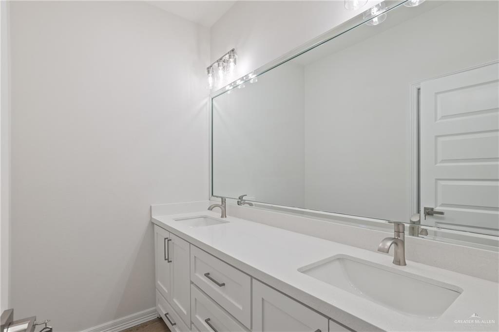 5519 Aaron Lane, Weslaco, Texas image 13