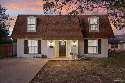 Photo of 808 W Hackberry Avenue, McAllen, TX 78501 (MLS # 486468)