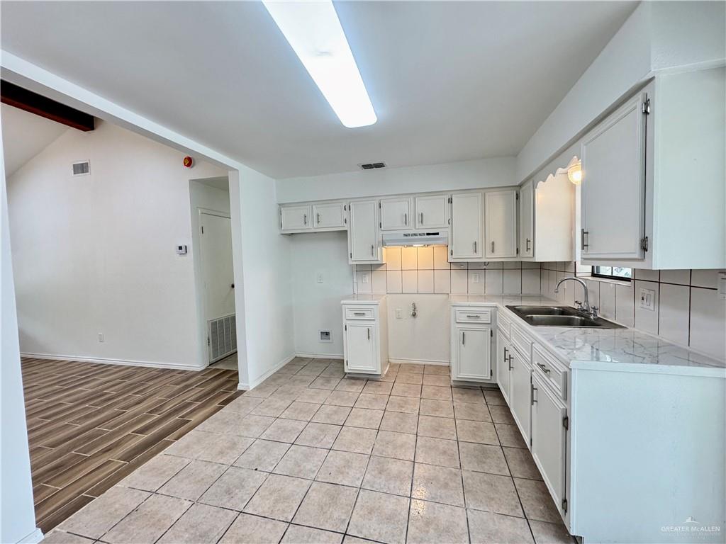 1313 Royal Palm Street, Alamo, Texas image 4