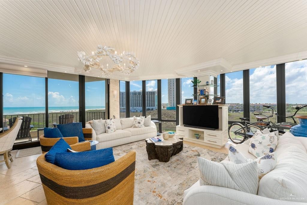 334 Padre Boulevard 402