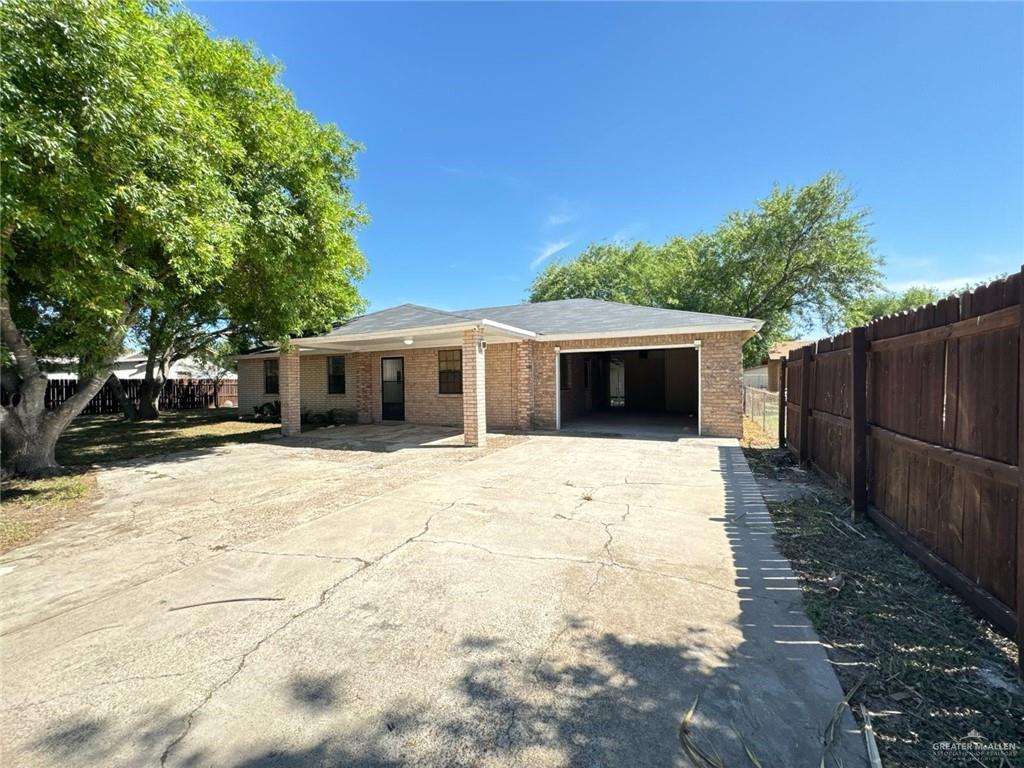 3109 Raul Gonzalez Road, Mercedes, Texas image 2