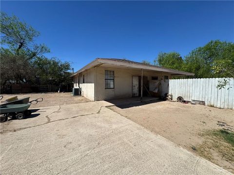 Homes For Sale - 420-422 La Homa Road<br/> Mission, TX 78572