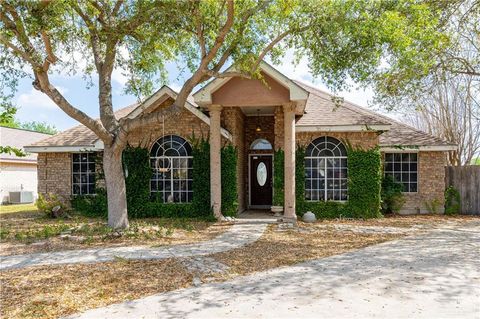 Homes For Sale - 2202 Jewel Circle<br/> Edinburg, TX 78539