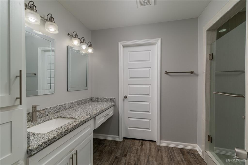706 Viriole Drive, Harlingen, Texas image 12