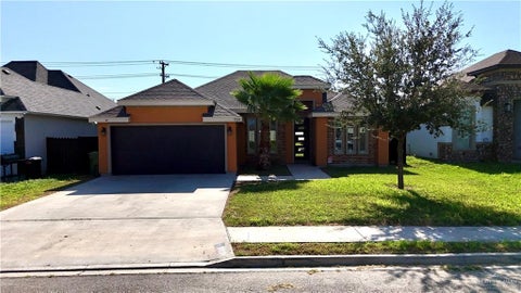 Homes For Sale - 1326 Deluxe Street<br/> Alamo, TX 78577