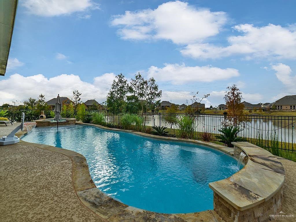 2007 Holly Manor Court, Katy, Texas image 3
