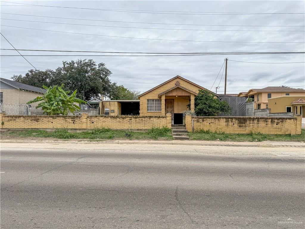 807 N Grant Street, Roma, Texas image 1