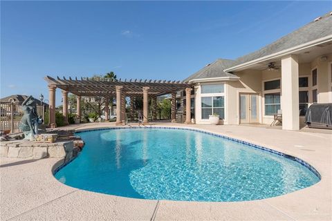 A home in Laguna Vista