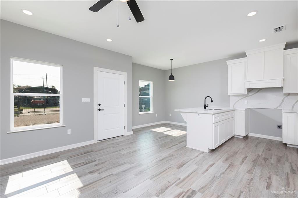 814 N Martinez Avenue, Weslaco, Texas image 2