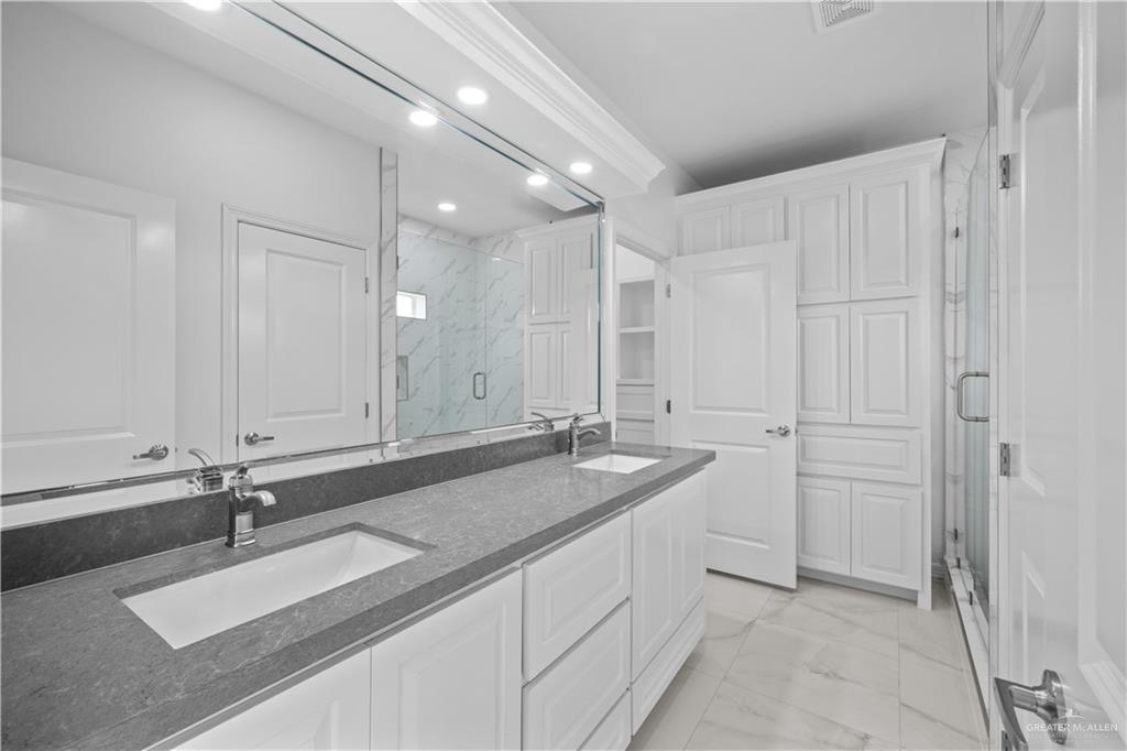 3108 Travis Street, Weslaco, Texas image 21