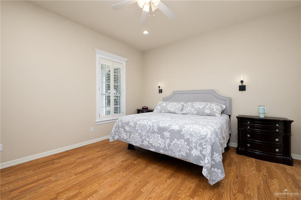 409 / 407 Shary Boulevard, Alton, Texas image 35