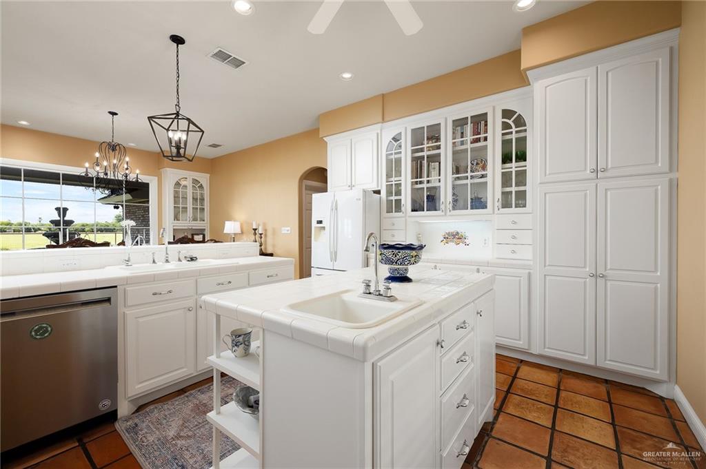 409 / 407 Shary Boulevard, Alton, Texas image 10